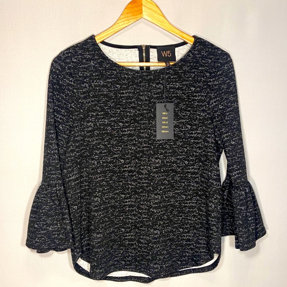 W5 scoop neck Top Size SMALL -New With Tags- Black